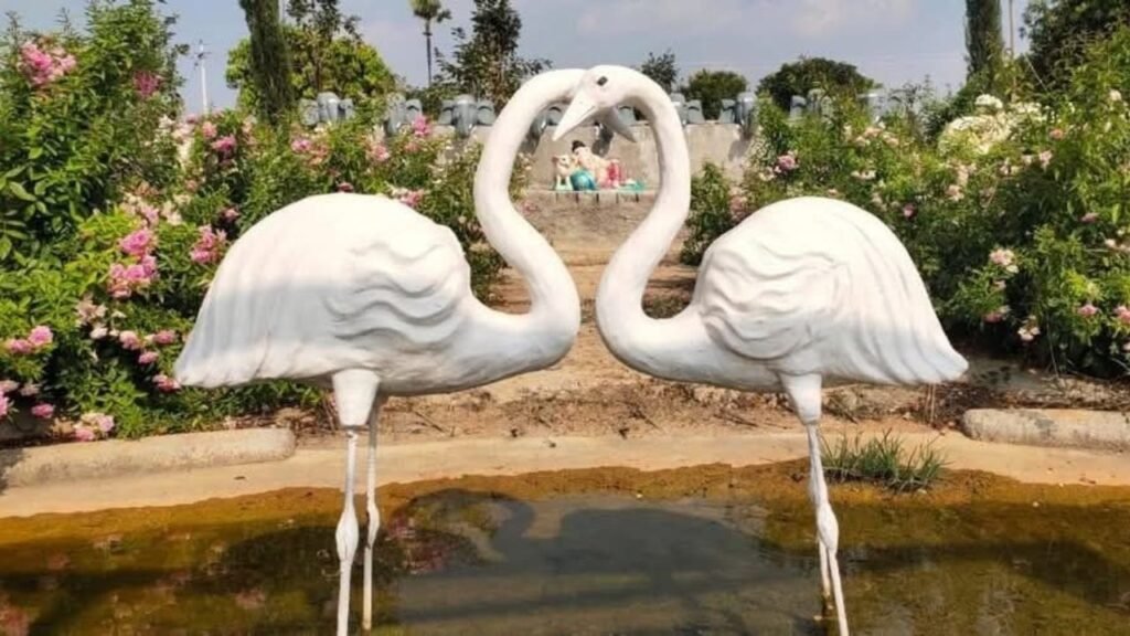 "Strategic location of Sampangi Resort near Yadadri Temple in Telangana"